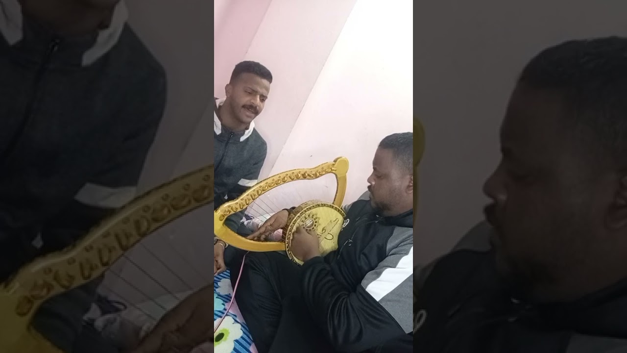 لحظة صفا وطرب للفنانين احمد رمسيس و عبدالله العبادى