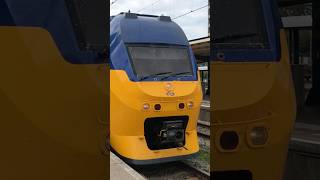 @Metrotrainfan’s FLOW VIRMm departs from Alkmaar! #shorts #train #virm #koopafan99