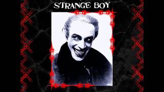 Set The Strange Boy - İç,Ye,Yat Və Danışma