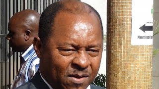 Zimbabwean president sacks health minister