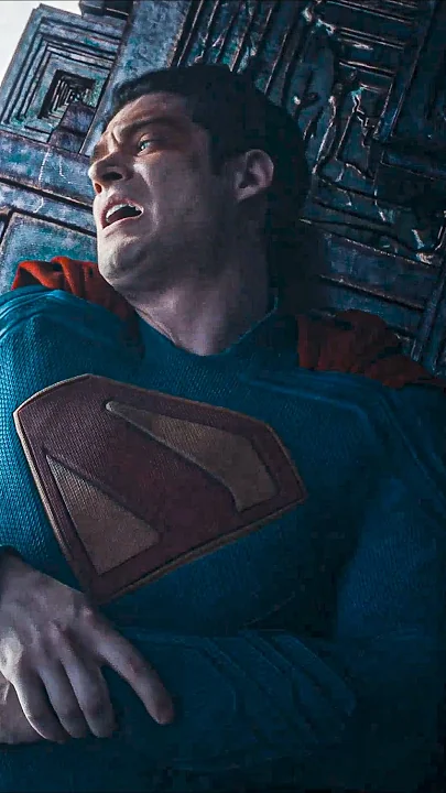 Superman DESTROYS Lex’s Soldiers 💪💥