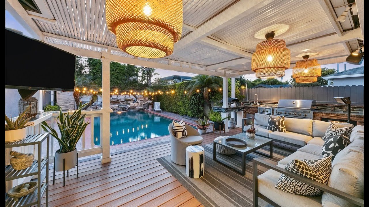 7401 El Manor Ave, Los Angeles, CA 90045