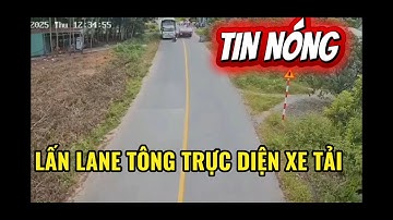 Xe máy vượt ẩu tại khúc cua, lấn làn và va chạm trực diện với ô tô tải