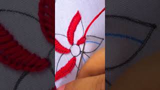 buttonhole stitch flower. #border #stitching #embroidered #sewing #handembroidery #stitch #stitches