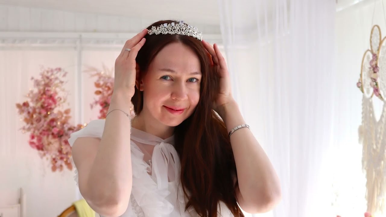 Erly fotostuudios kleite proovimas ja ilusaid asju imetlemas 👗🤓