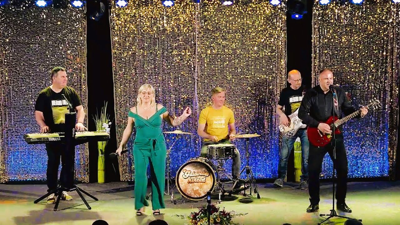 Hudobná skupina ČURBES - Hore dolinami