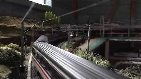 Lima class 87’s in full throng. 87007 & 87009 with the Jouef mk3a/Lima mk3b sets