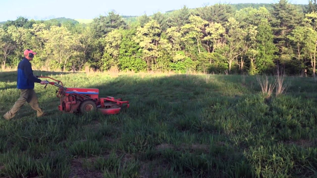 Operating The Gravely 5665 with Steering Brake & Kidney Mower YouTube