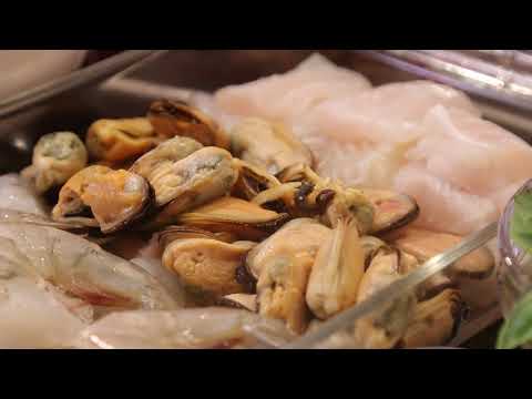 วีดีโอ: วิธีทำหอยแมลงภู่แช่แข็งปอกเปลือก