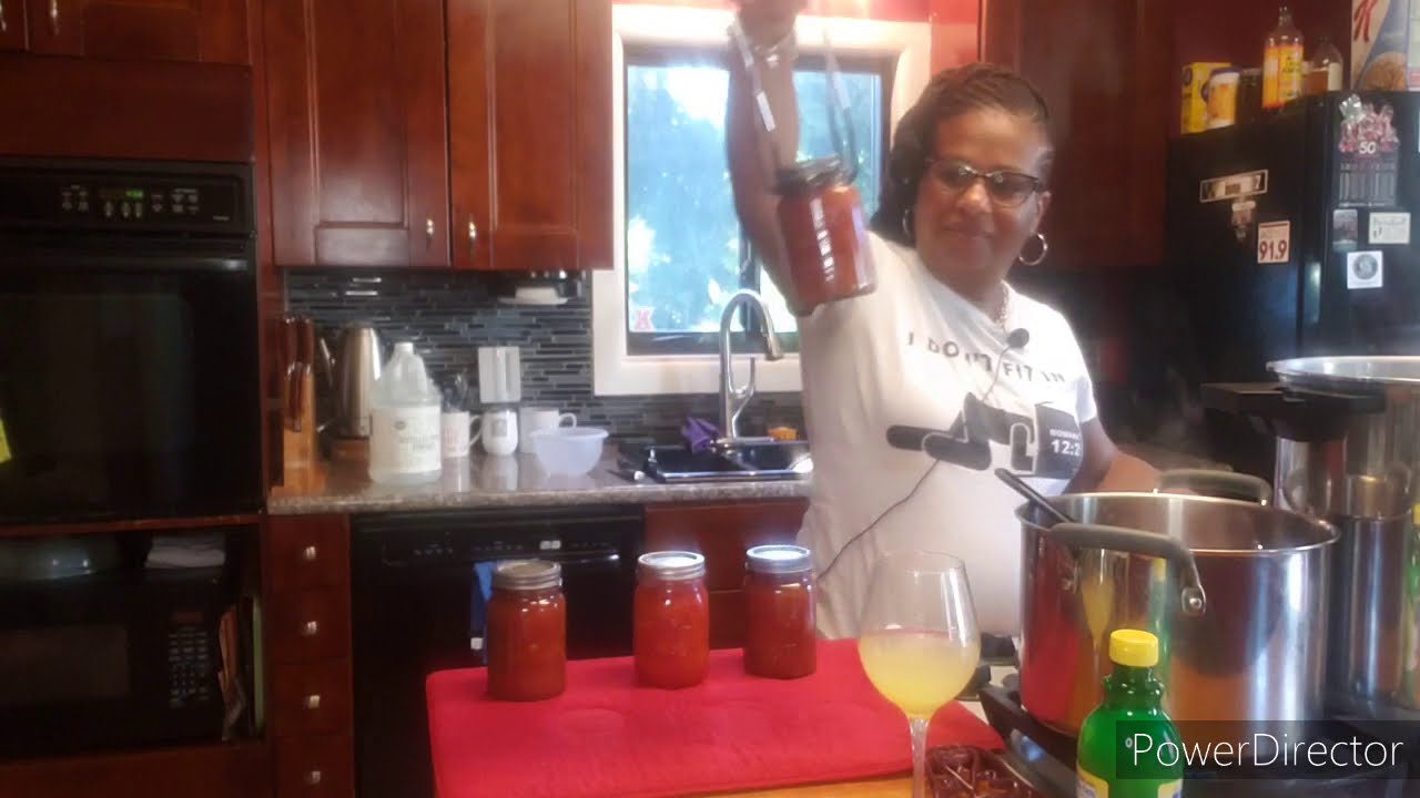 Water Bath Canning Tomatoes in My T-Fal 22qt canner