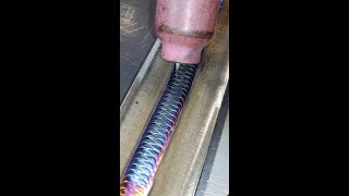 Tig welding Walking The Cup techniques tips & hacks on a stainless steel plate #Shorts