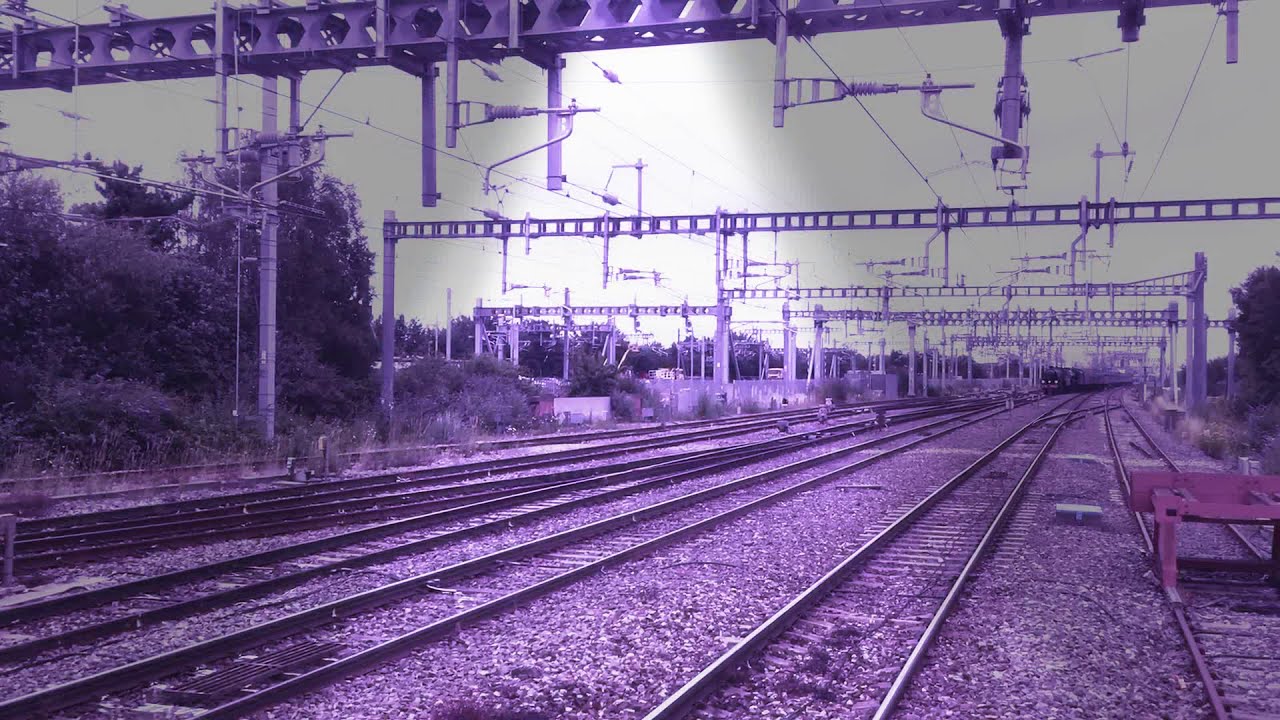 Mayflower rumbles pass Swindon 1/08/2019 YouTube