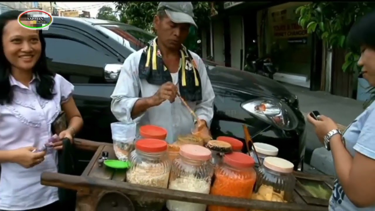 سەیرو سەفەر لە وڵاتی ئەندەنوسی ئیسلامی .