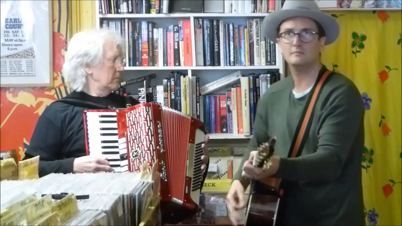 Will Hunt - Momentary Romance (live with Bill Hunt)