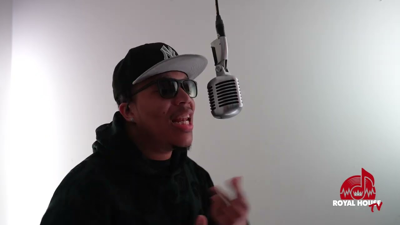 Young Bizzy performs "Thin Ice" on 