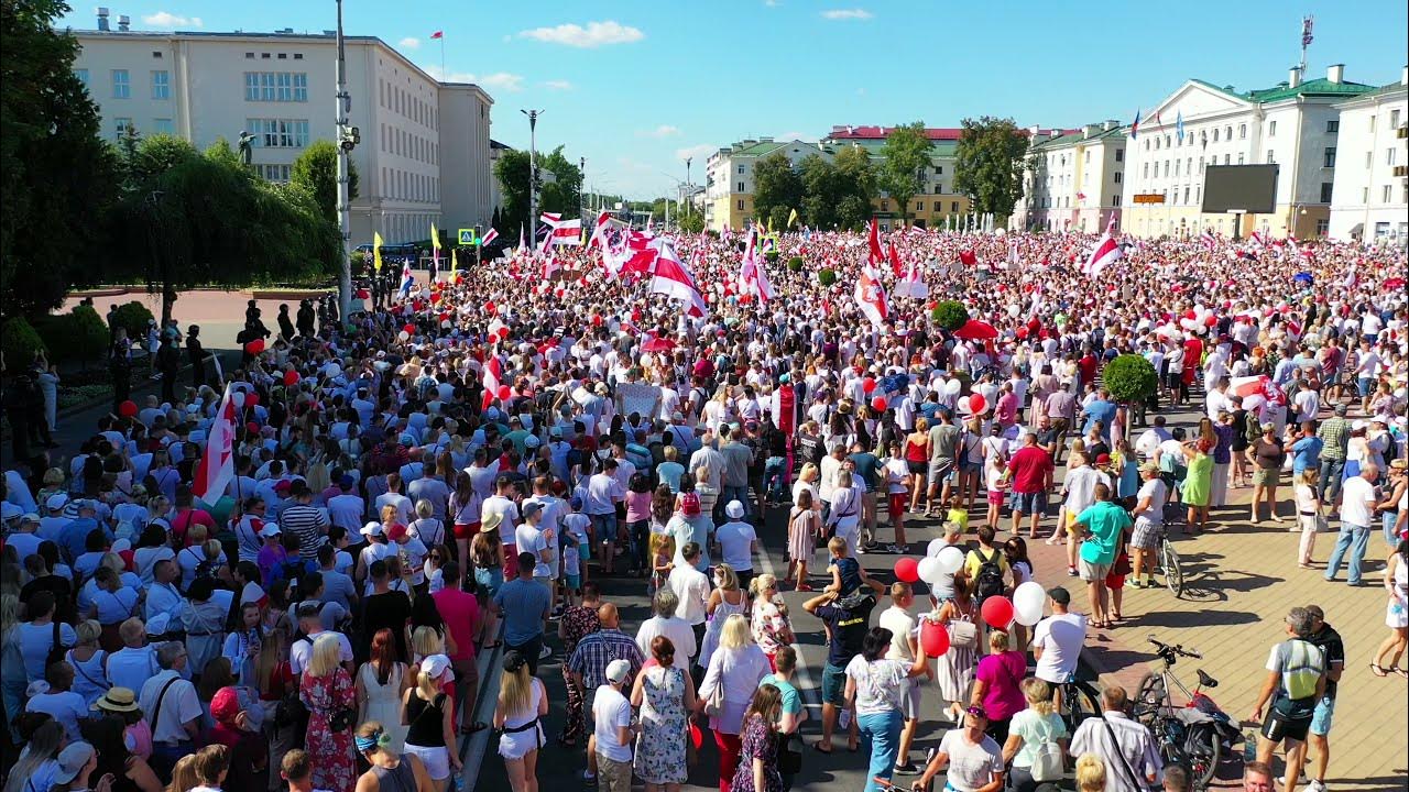 Выборы в 2020 Беларусь люди на площади. Встречи брест