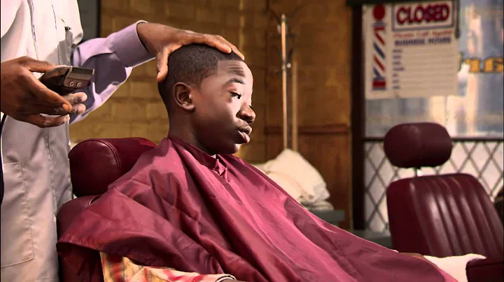 Everybody Hates Chris - White Girl?!  No!