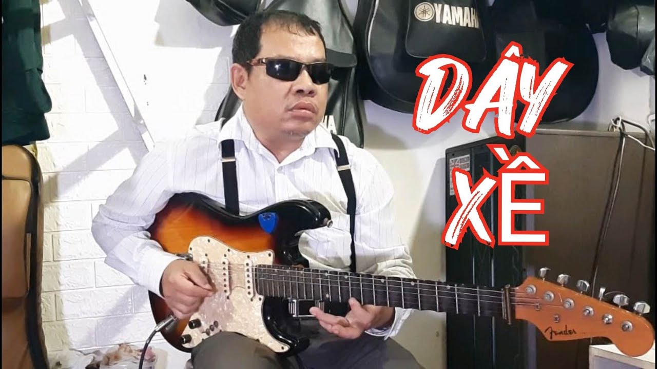 Nhạc sĩ Hữu Hạnh độc tấu dây xề