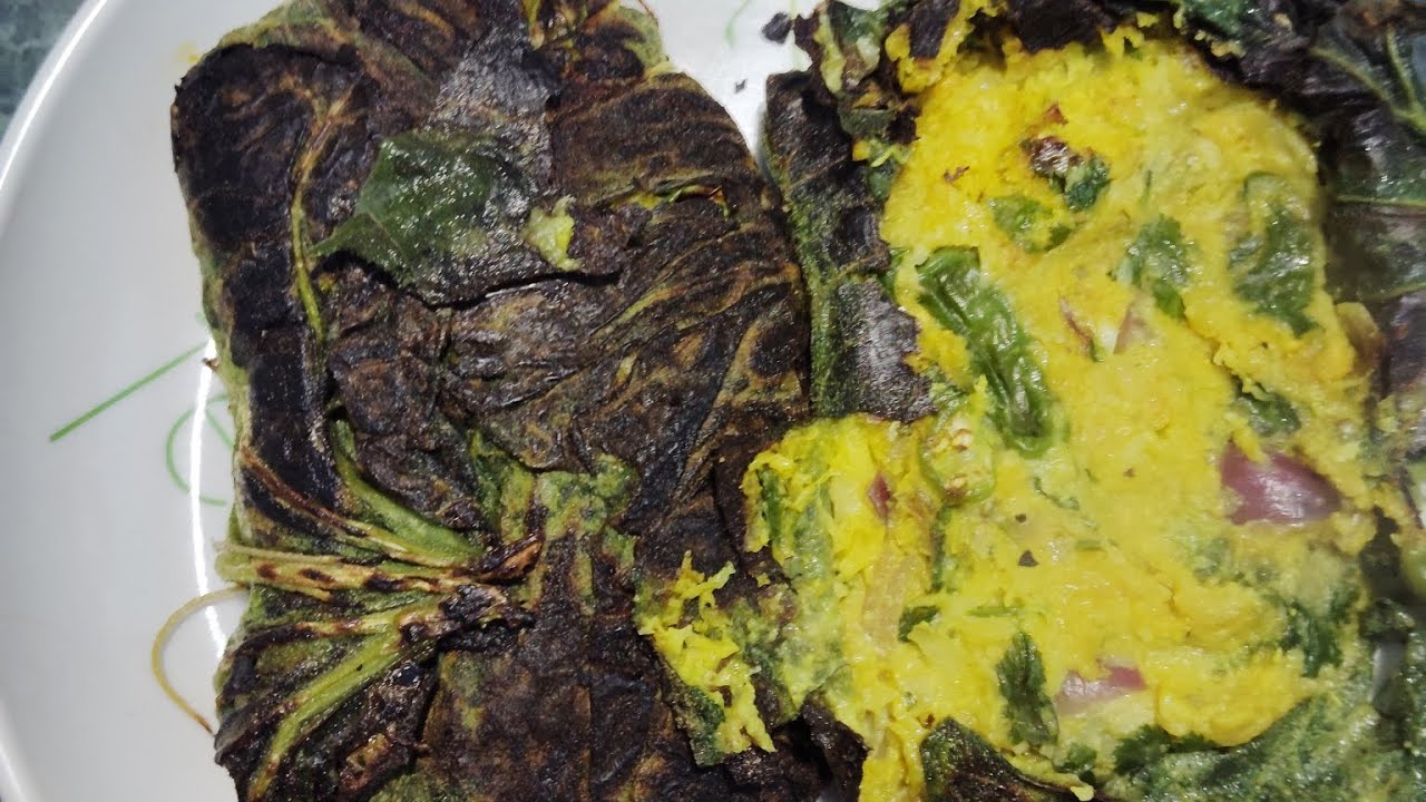 লাউ পাতা দিয়ে মুলোর পাতুরি বানালাম। গরম ভাতের সঙ্গে জমে যাবে। দারুন 🤤🤤👌👌