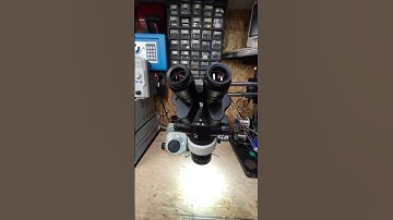 Amscope SM745NTP gemonteerd op comfortabele werkhoogte met 3D-geprinte adapter, nog steeds niet o...