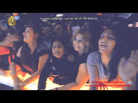 Yo Yo Honey Singh LIVE @LEMP, GURGOAN (14-12-12) mp3 ke stažení