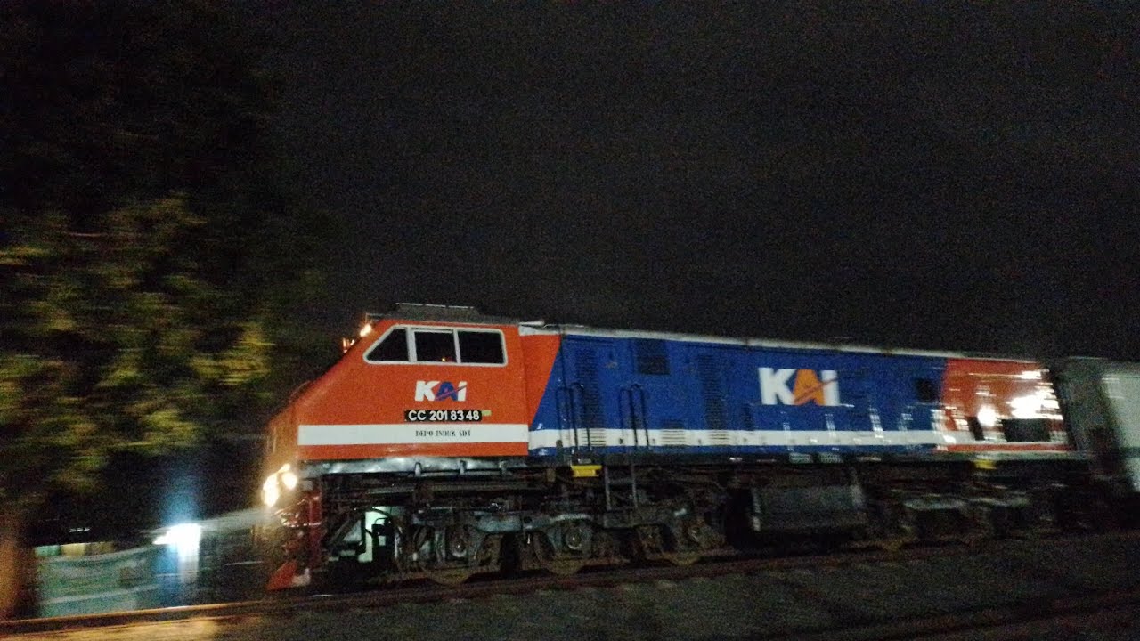 Momen ka sembrani tambahan menggunakan lokotomif rnb kabin miring & bonus livery pjka !!!