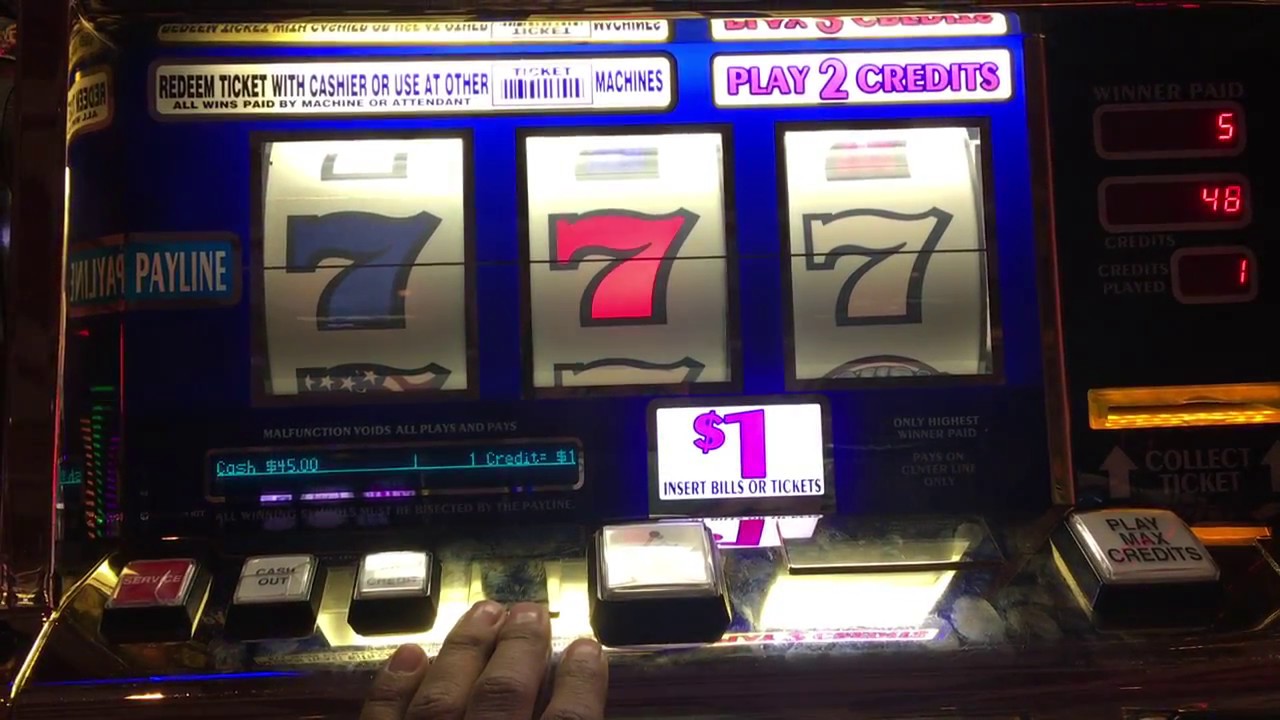 THIS SLOT MACHINE IS ON FIRE BABY!!!!!!!!!!!!!!!!!!! TRIPLE