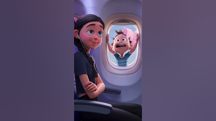 Jennifer não deixa criança sentar na janela do avião