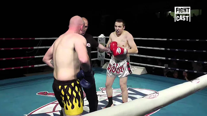 Bartosz Kubiak vs Michael Dutton - Kampf der Titanen