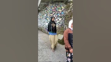 Warga desa Nepal van Java #shorts #magelang