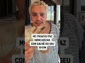 Pikachu tira onda com o dinheiro do seu show kkkk