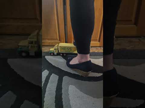 Where is my stool? This should work #asmrsounds #crushingasmr #modelcarcrush #asmrcrunch