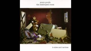 Watch Sonic Youth Razor Blade video