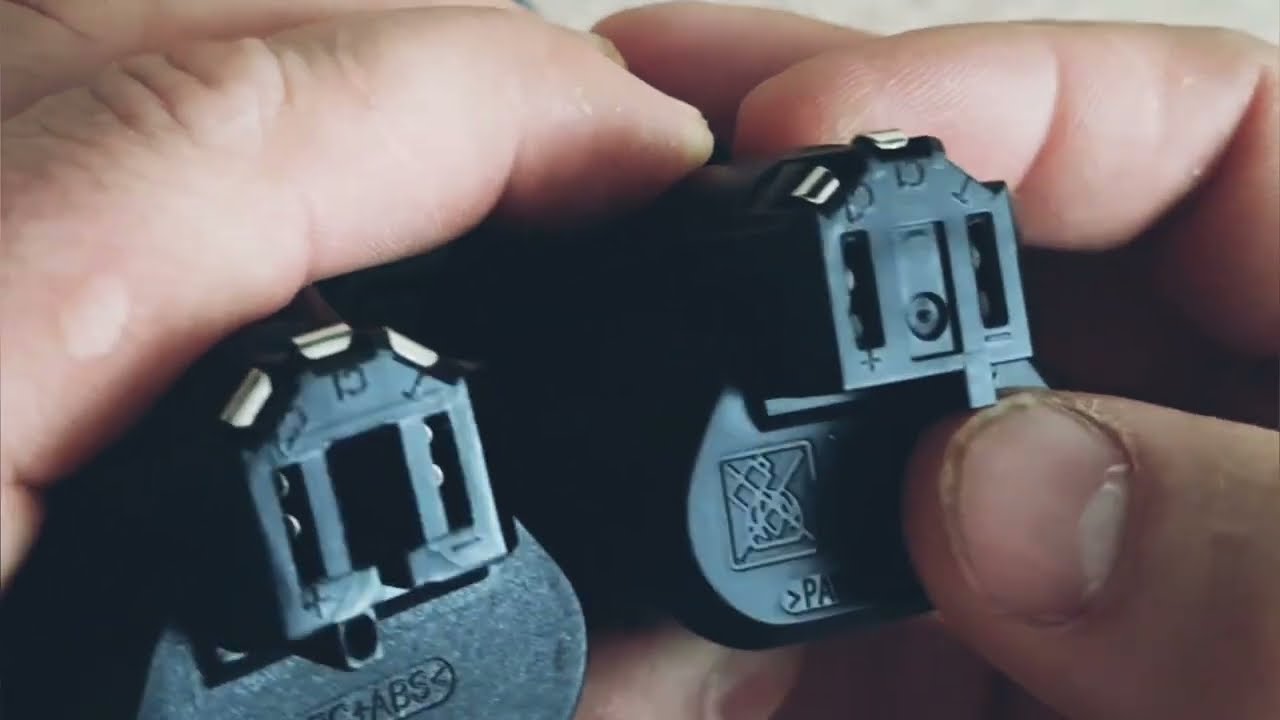 Аккумулятор BOSCH 12V - орига с ОЗОН, для 12 вольтовой серии инструментов