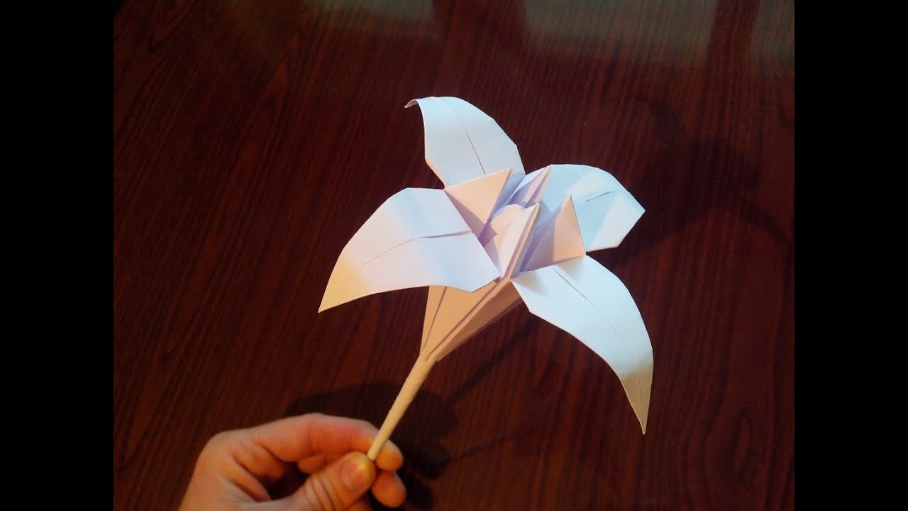 ⁣Лилия оригами, origami lily