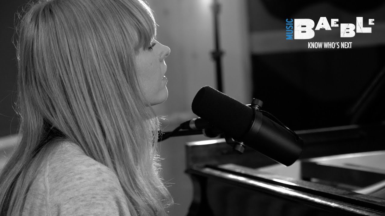 Lucy Rose performs "Second Chance" || Baeble Music