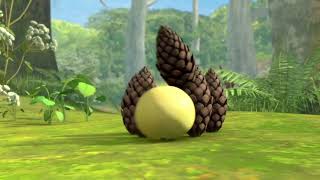 Peter Rabbit How does pinecone bowling work by Malik Entertainment Access /EntertainmentFun-ks7fl