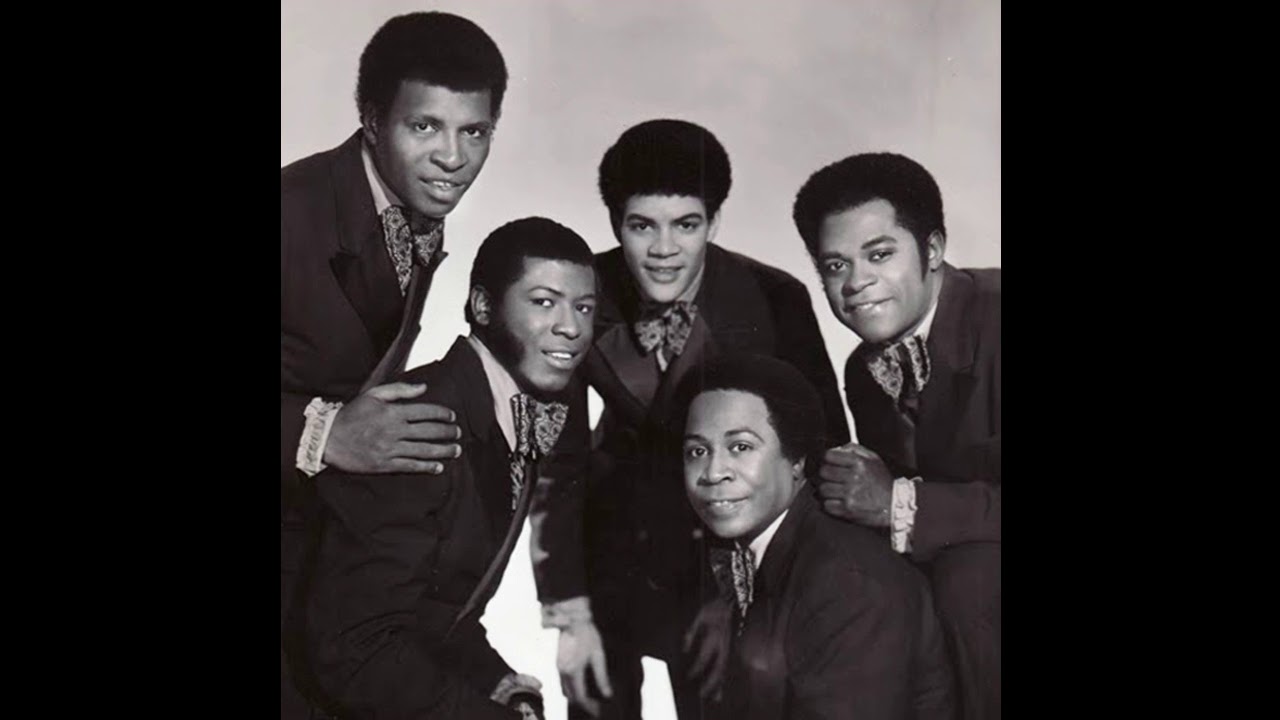 HAROLD MELVIN & THE BLUENOTES featuring TEDDY PENDERGRASS: "WAKE UP EVERYBODY" [Tom Moulton Mix]