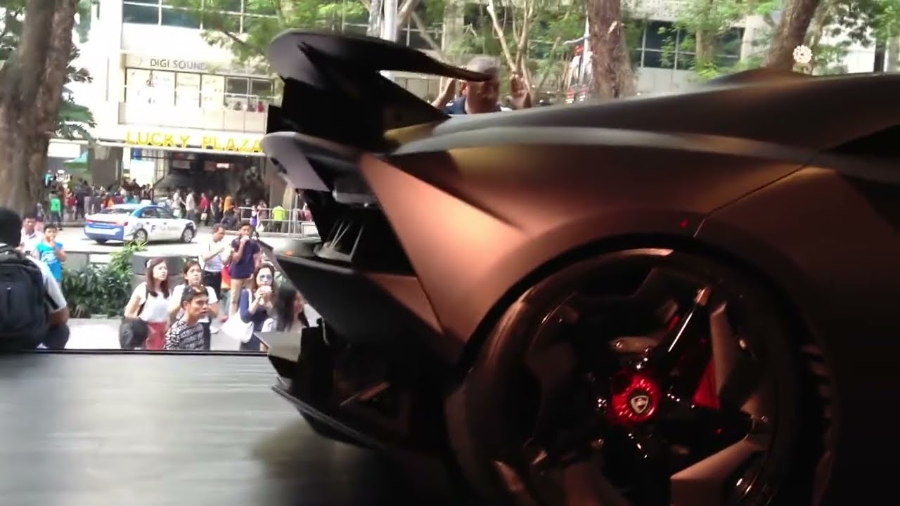 Lamborghini Sesto Elemento Brutal Revs