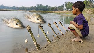 Download Mp3 New Best Hook Fishing Traditional Boy Hunting Big Fish With Hook By River fishing