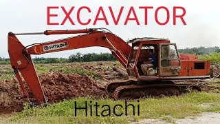 Mesin Kato korek tanah buat parit