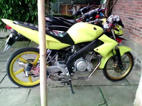 Modifikasi Vixion 2012 Terbaru Modifikasi Knalpot Vixion Creampie Stiker Oracal Kuning Stang Youtube