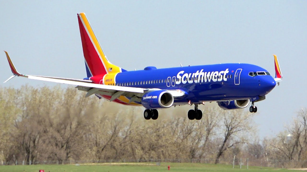 MSP Warm and Windy Watching Airplanes YouTube