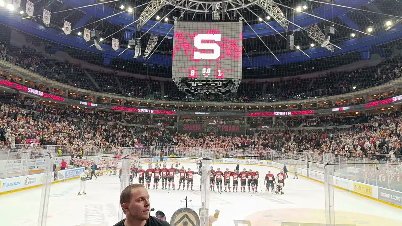 děkovačka po totální demolici v zápase sparta pardubice