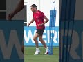 Merih Demiral, bıyıklarını kestirdi. Eren ELMALI saçlarını eksi haline çevirdi.