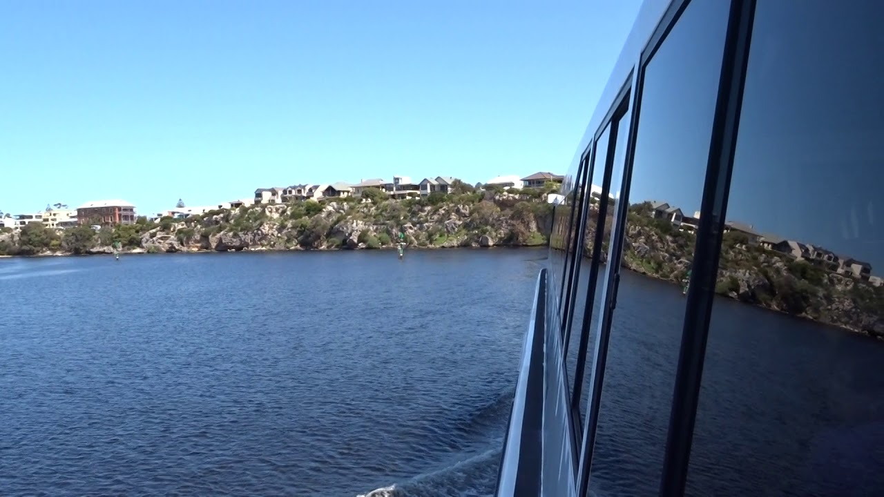 river cruise perth
