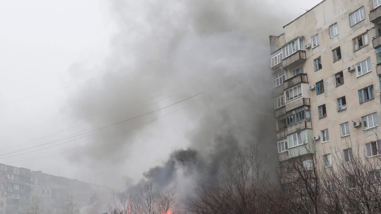 🔴 Ukraine War Heavy Urban Combat In Mariupol As Ukrainian Forces Defend  The City Against Attacks - YouTube