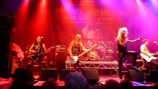 Kissin&#39; Dynamite - Addicted To Metal live