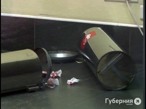 Банкомат попытались взломать налетчики в Хабаровске.MestoproTV