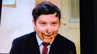 Richard Dreyfus on Bewitched 